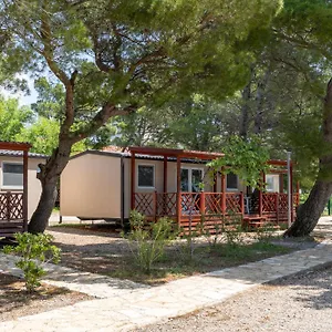 Feriepark Paklenica, Starigrad Paklenica